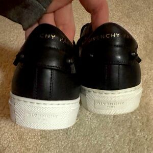AUTHENTIC!! Women’s black Givenchy Urban street sneaker size 37. Worn only once.